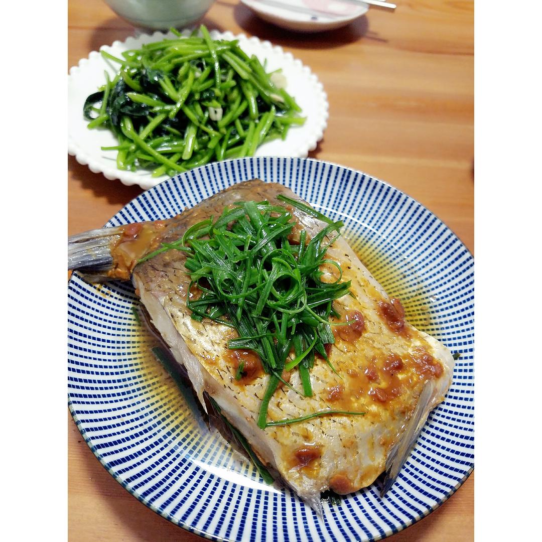 黄豆酱蒸鱼