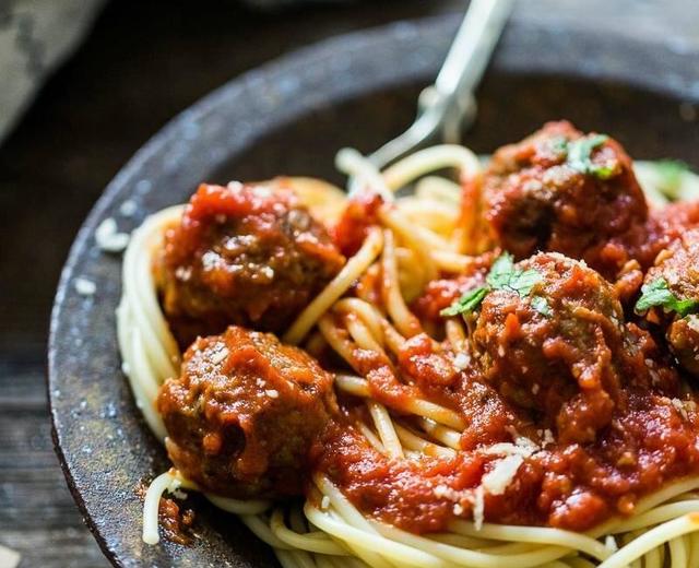 番茄肉丸意面.Spaghetti and meat balls.的做法