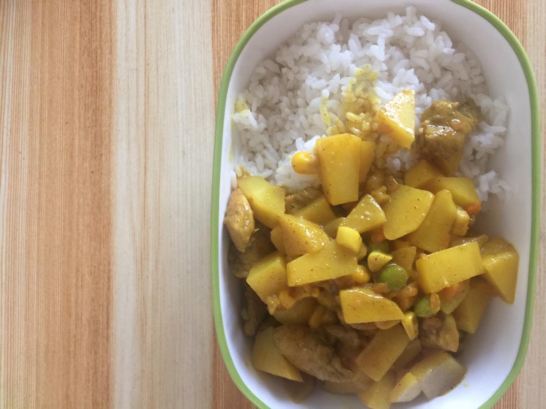 咖喱鸡肉饭