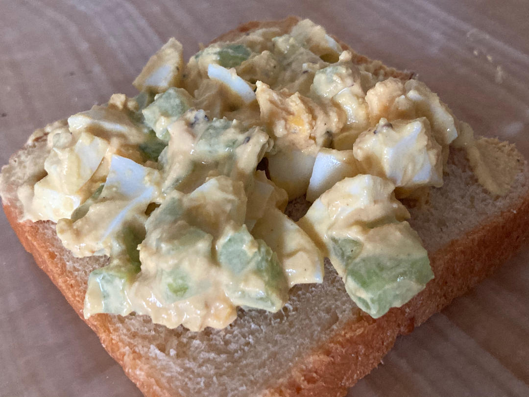 早餐:第戎芥末鸡蛋简单吐司345kcal