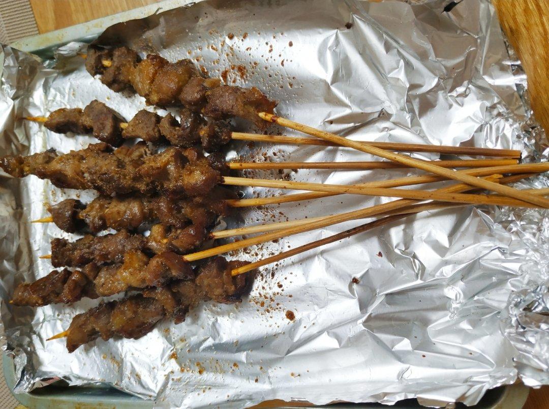 羊肉串用家里烤箱烤出明火烧烤的味道！
