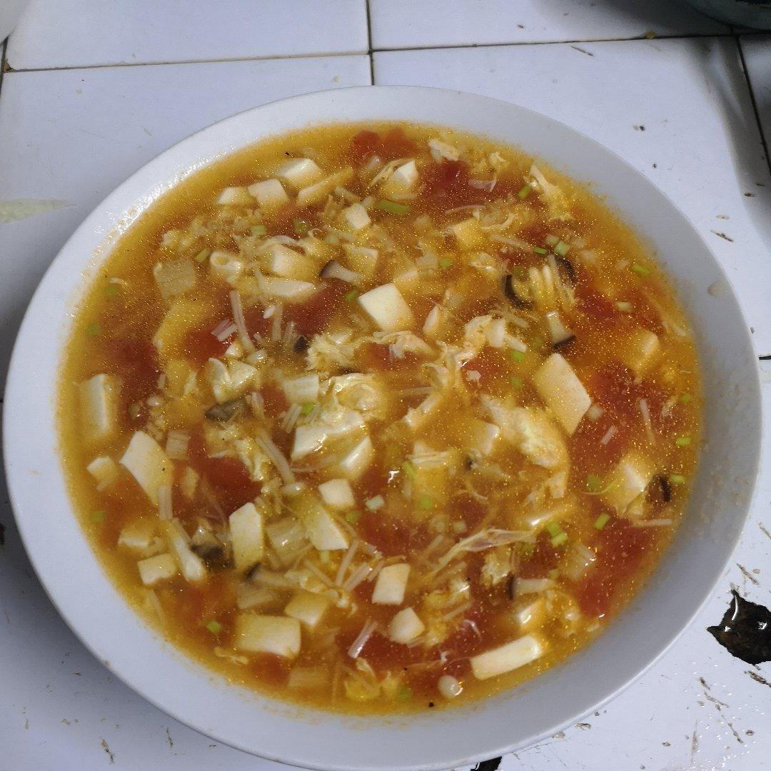 鲜鲜の菌菇汤
