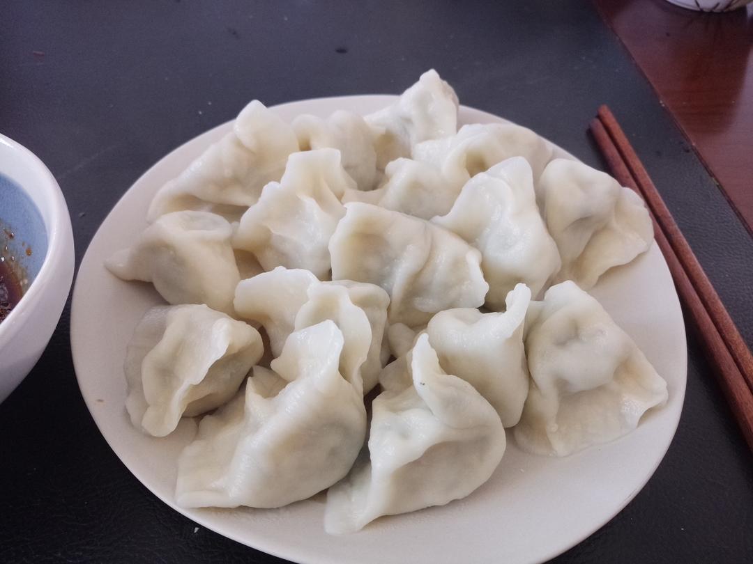 佛系香菇油菜饺子