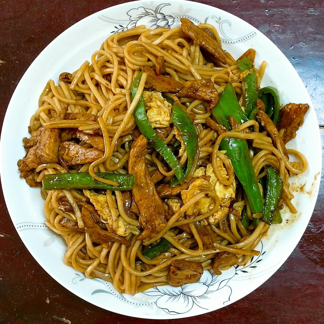 青椒肉丝炒面