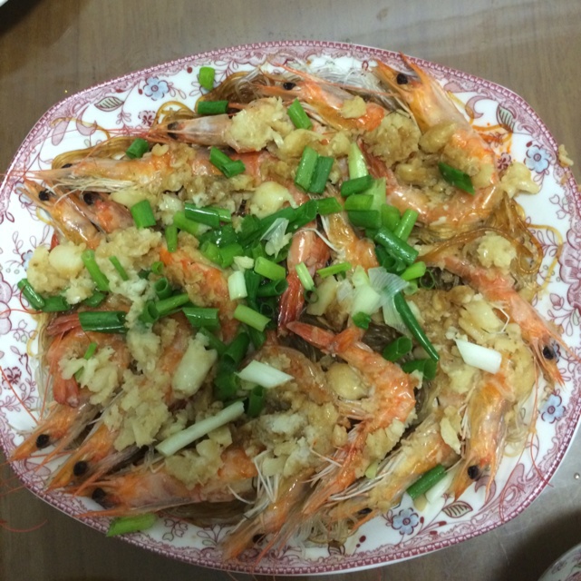 蒜蓉粉丝蒸大虾