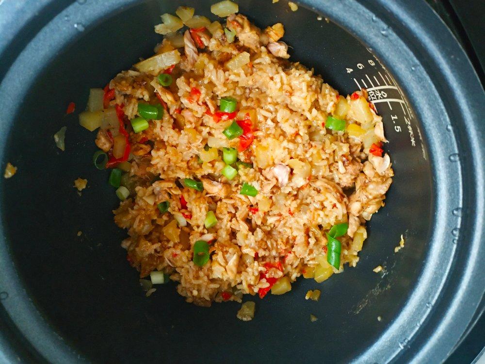 辣妹美食｜第二十六集 ㊙️香菇鸡腿焖饭🍗