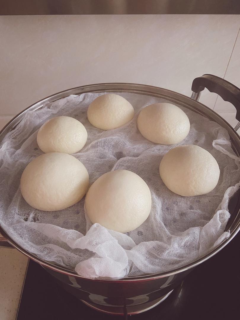 新手做馒头也能100%成功——附上非常详细的视频步骤（一次发酵法）