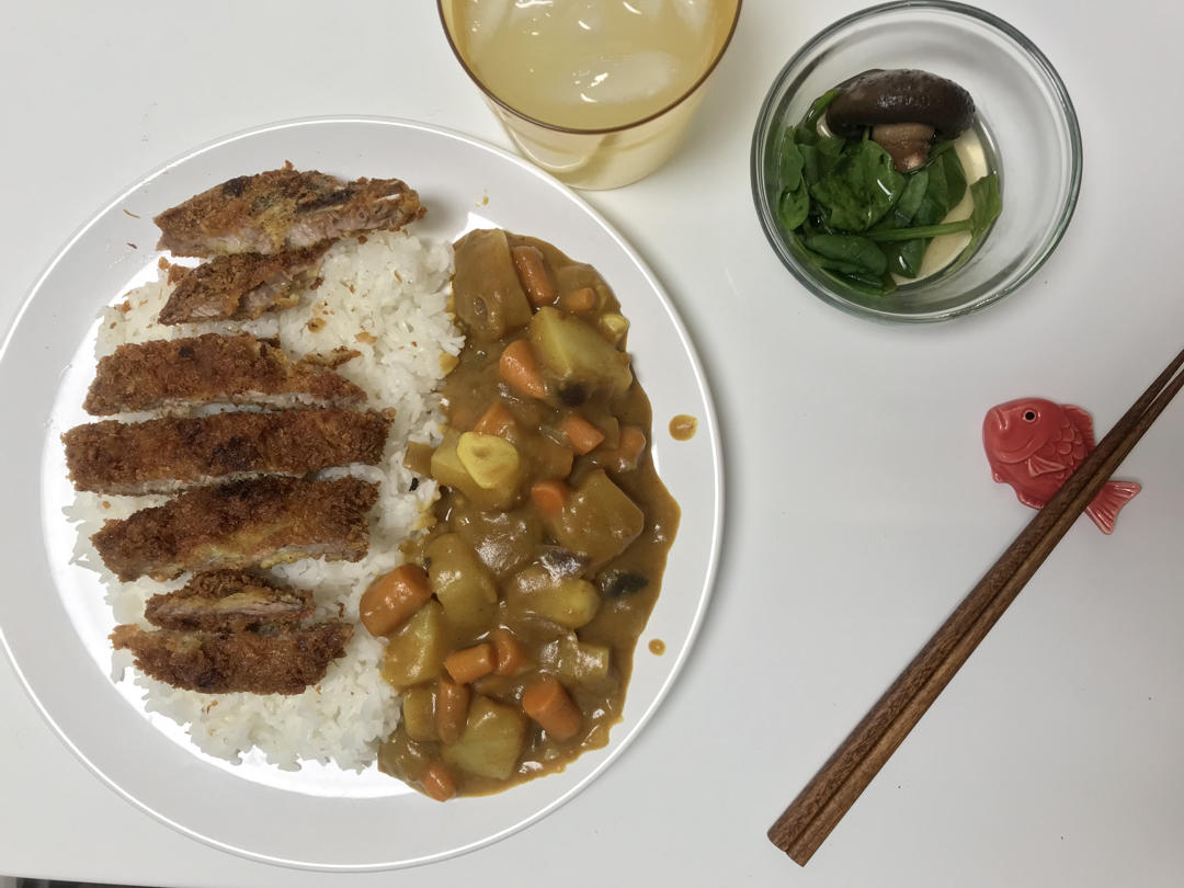 暖心の炸猪排咖喱饭