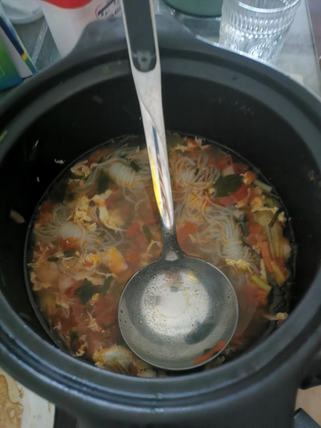 番茄豆腐青菜魔芋丝汤（适合减脂期）