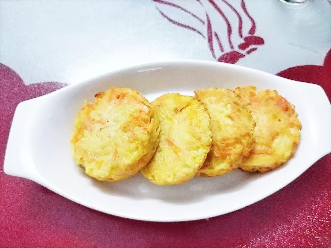 香煎土豆丝鸡蛋饼，简单美味的早餐，孩子爱吃