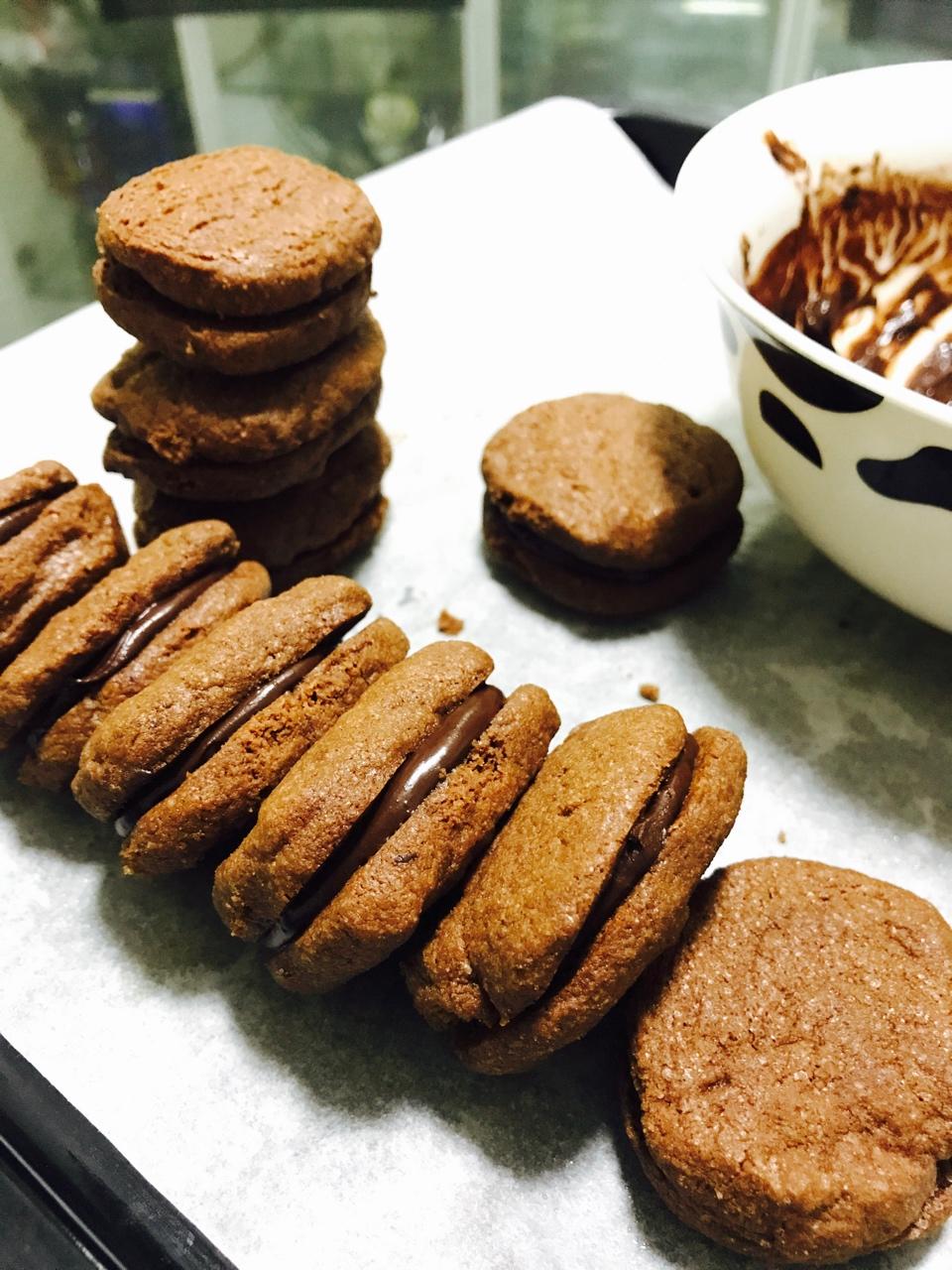 巧克力夹心饼干