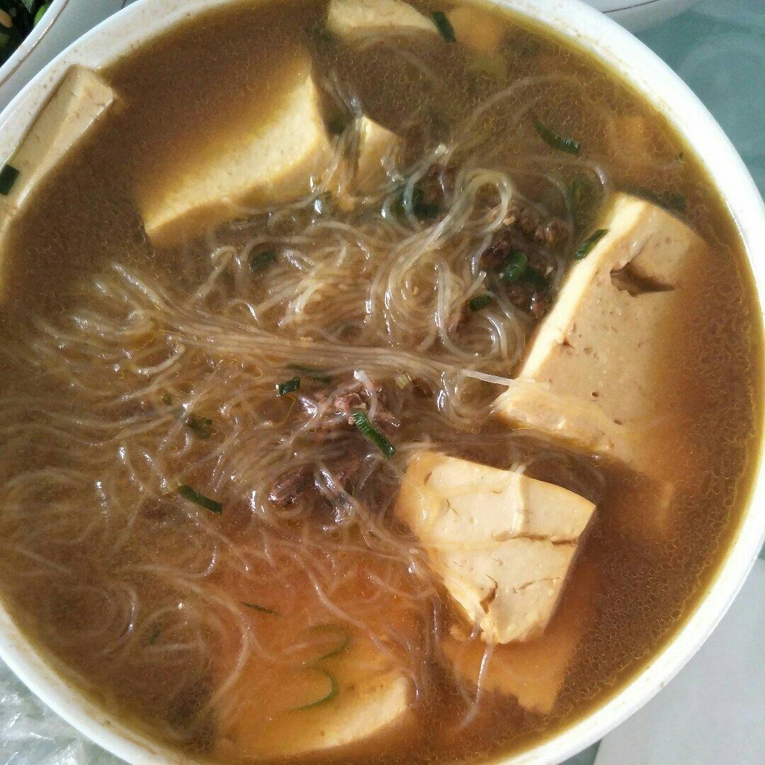 瘦肉豆腐汤