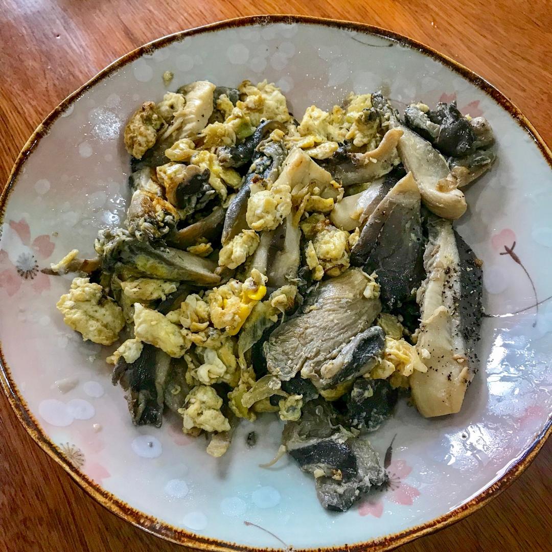 蘑菇炒鸡蛋