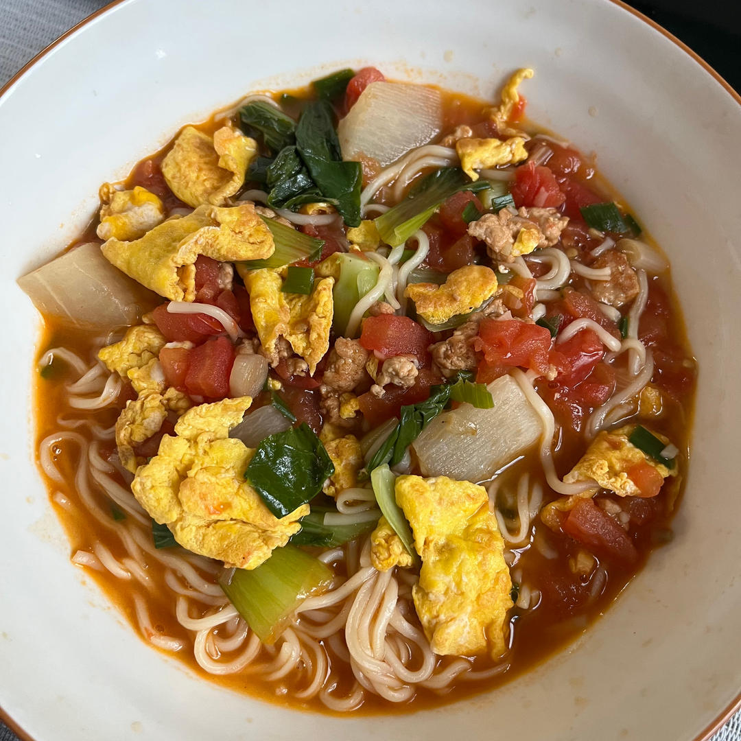 番茄鸡蛋拌面