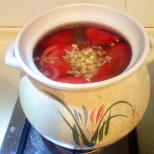 蹄髈西红柿汤的做法 步骤4