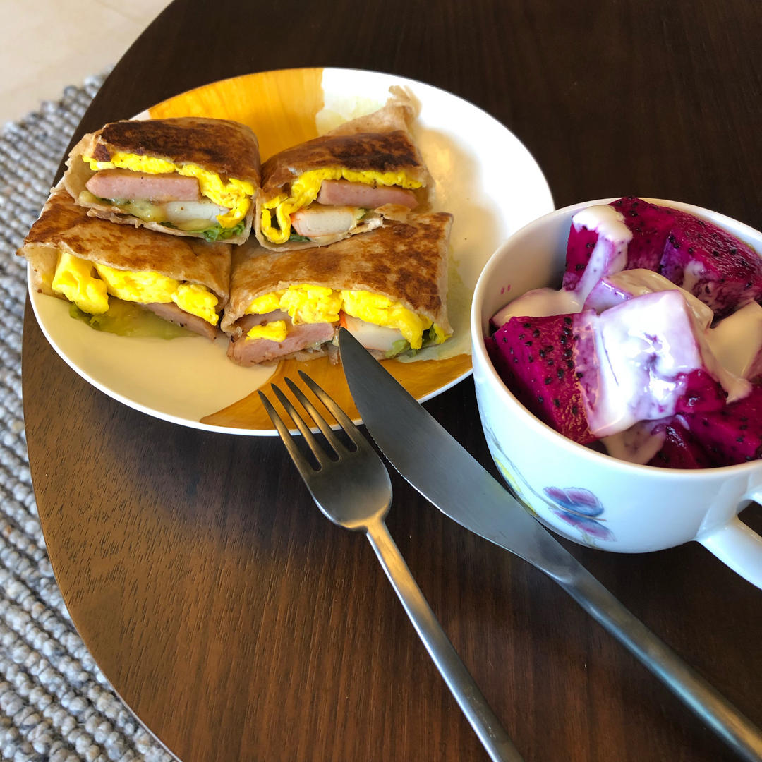 减脂健康早餐🥑芝士牛油果鸡蛋卷饼