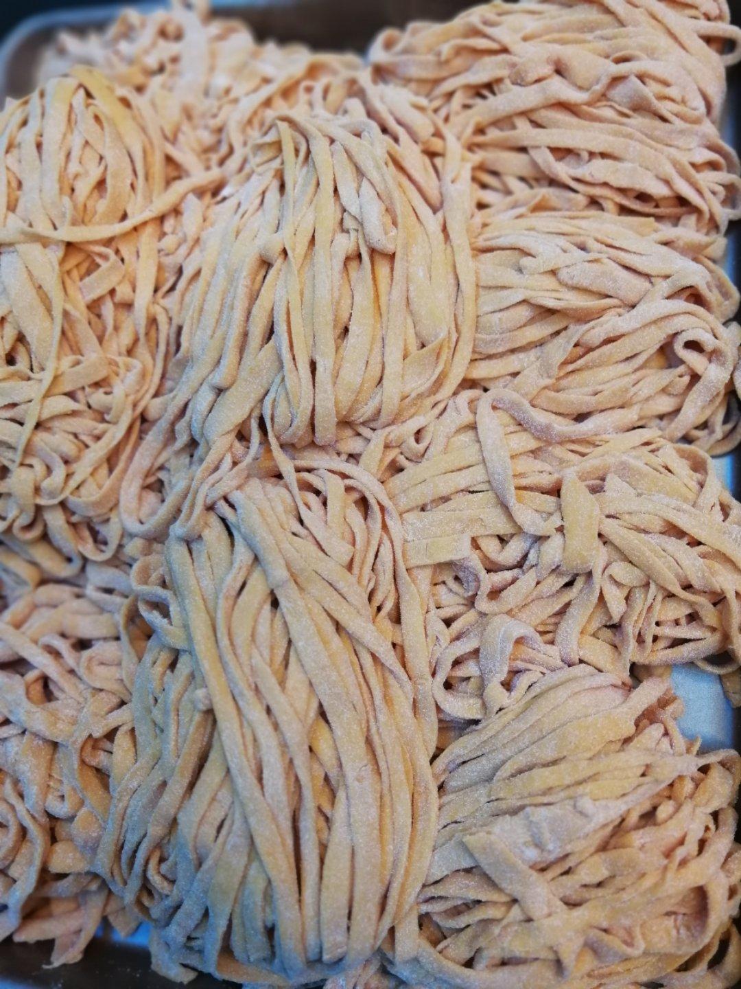 南瓜手擀面