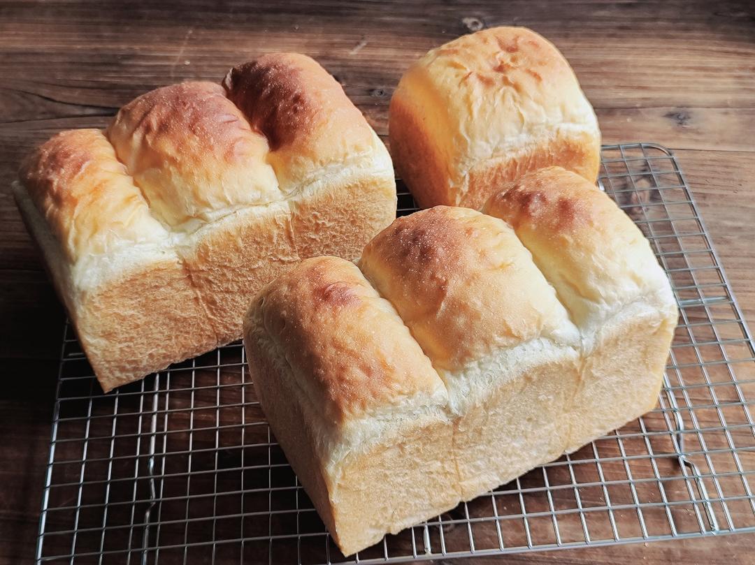 高含水量烫种小吐司，加倍松软