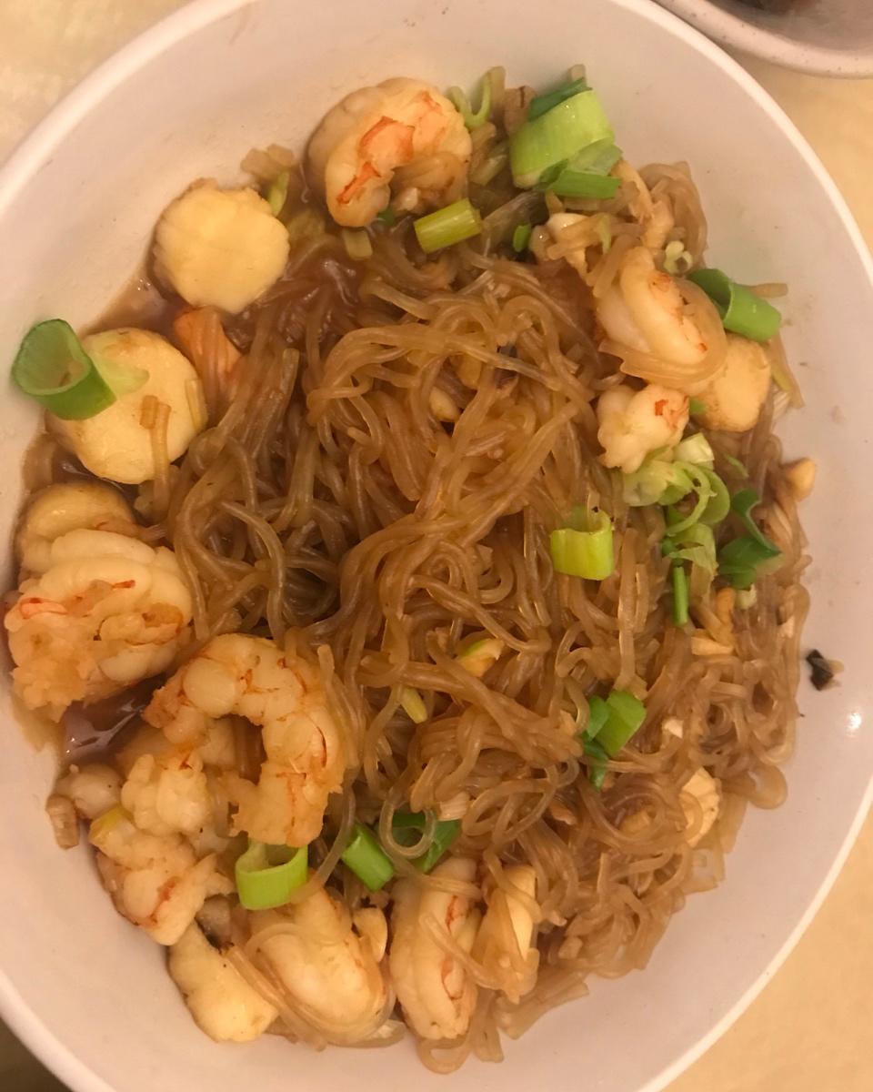 一道简单又好吃的粉丝炒扇贝