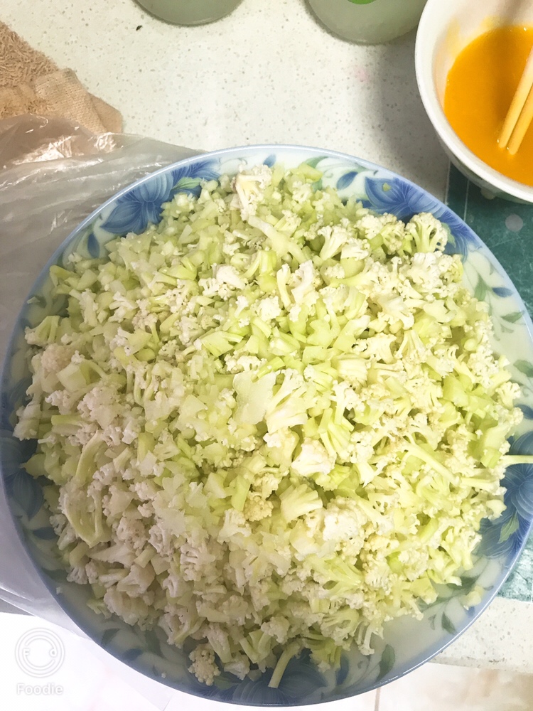 减脂必备主食--无米蛋炒饭的做法 步骤1