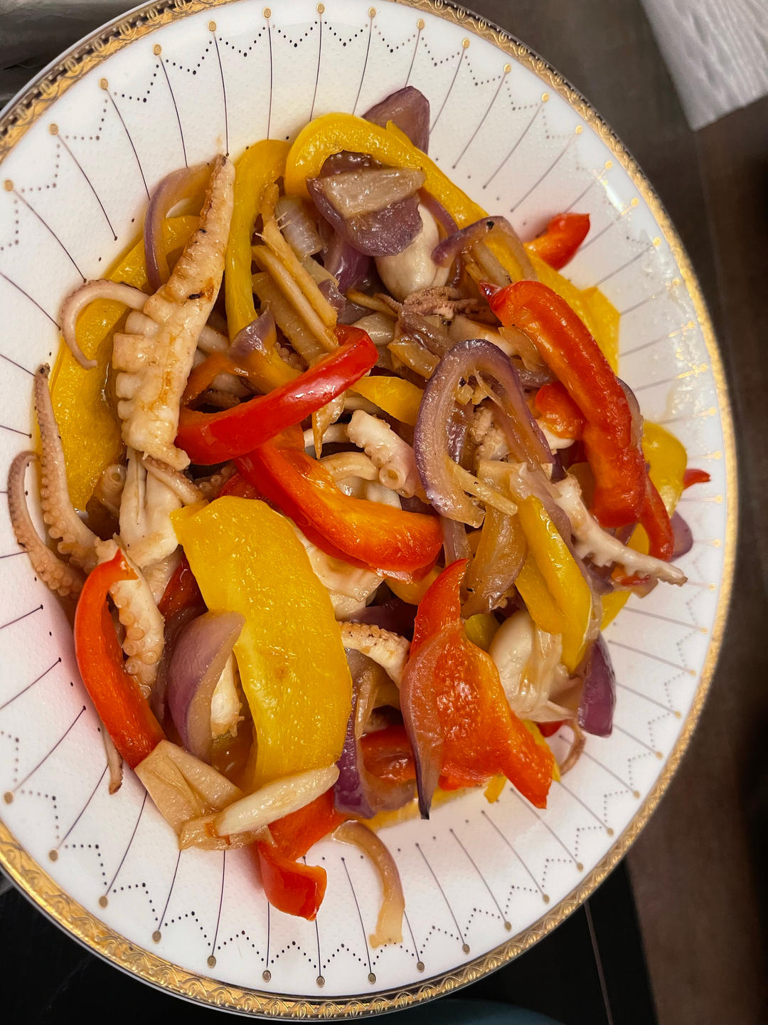 两步搞定脆嫰鲜美的葱爆八爪鱼