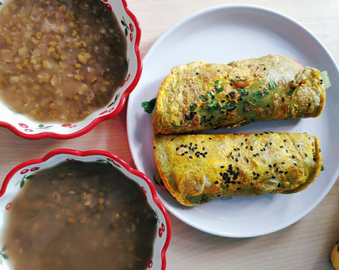 煎饼果子（超详细步骤 甜面酱都是自制的）