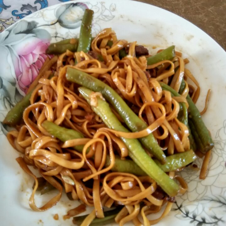 豆角焖面