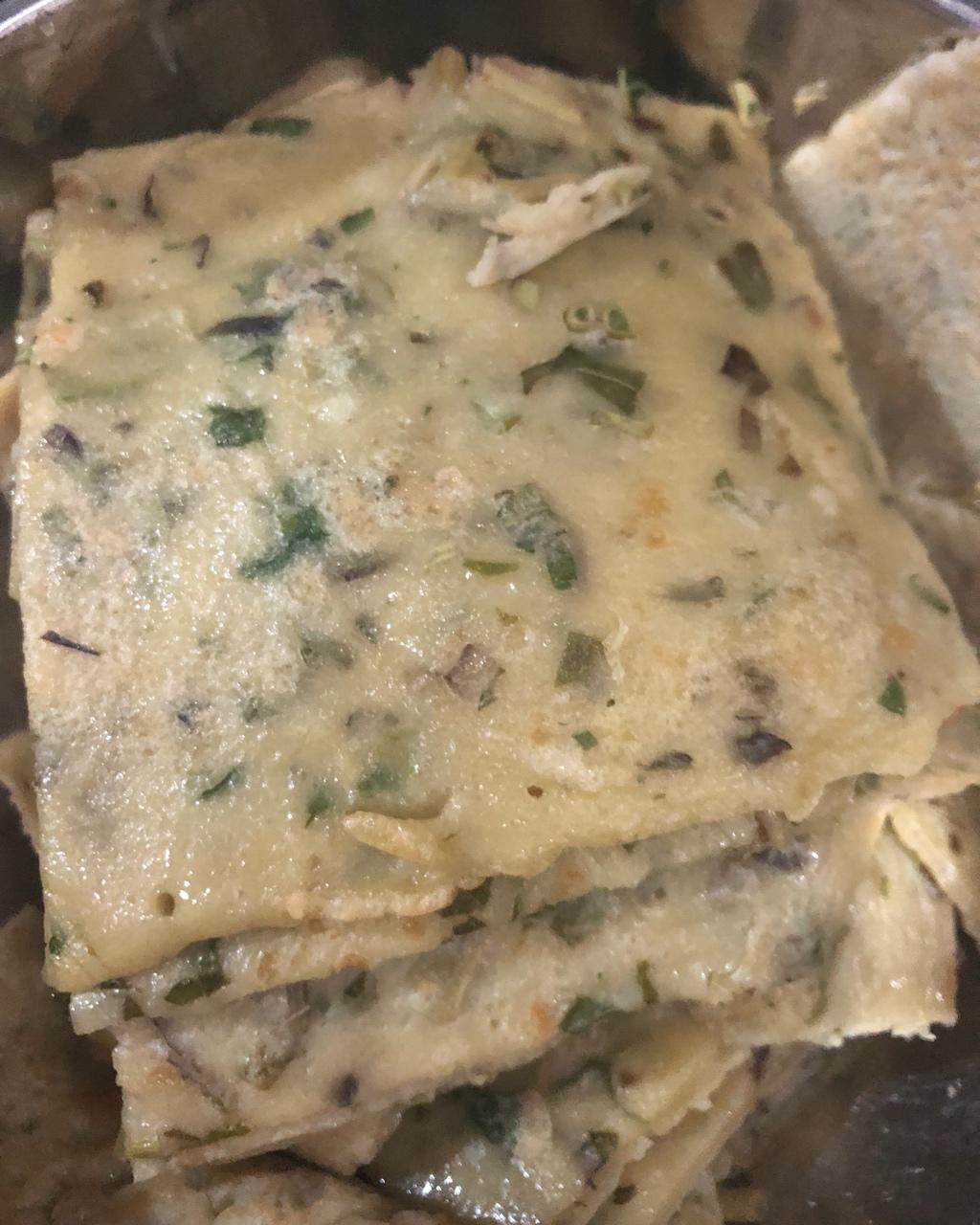 香椿鸡蛋煎饼