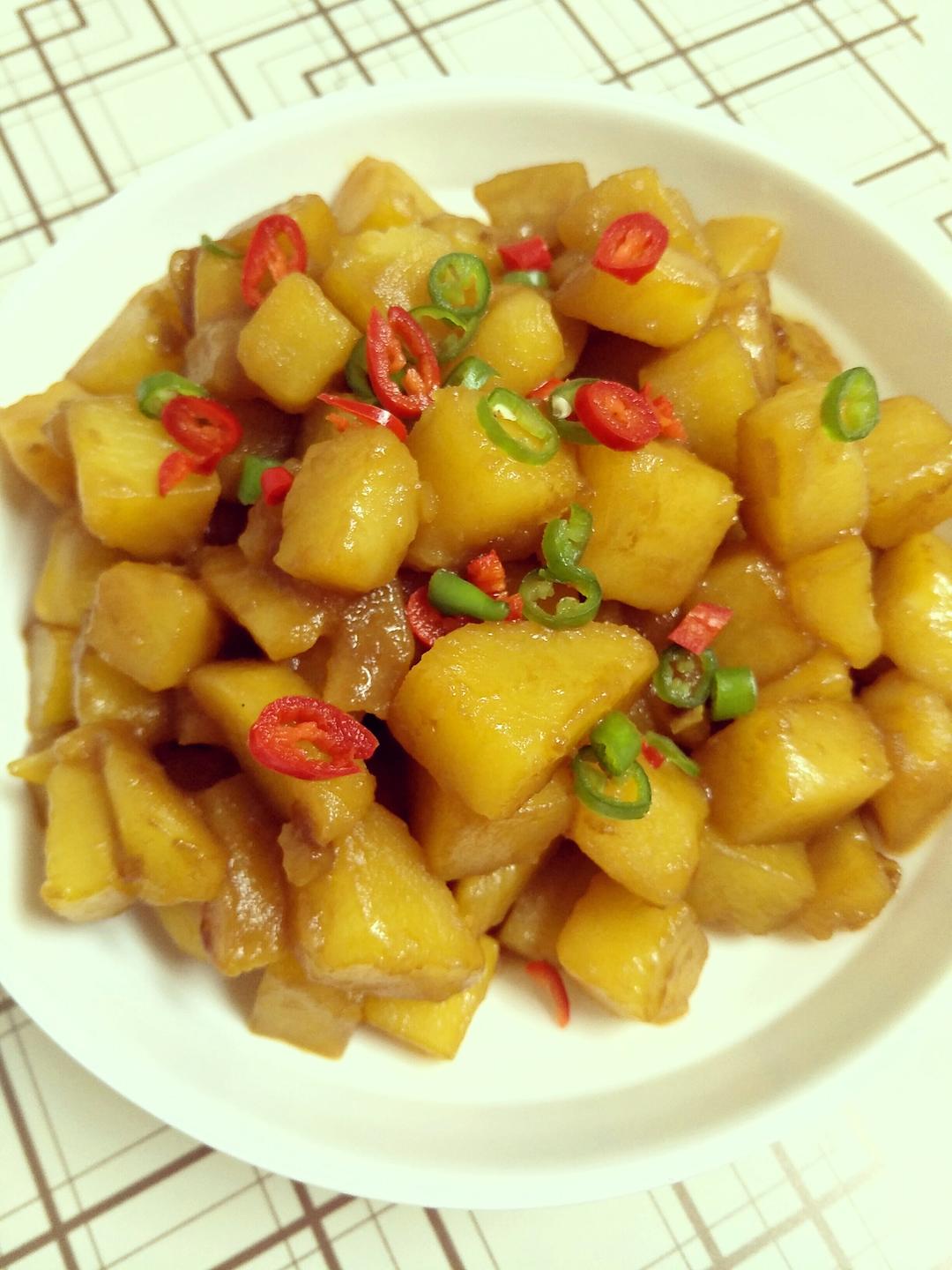 土豆系列（一）有肉香味的红烧土豆