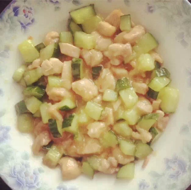 黄瓜鸡丁