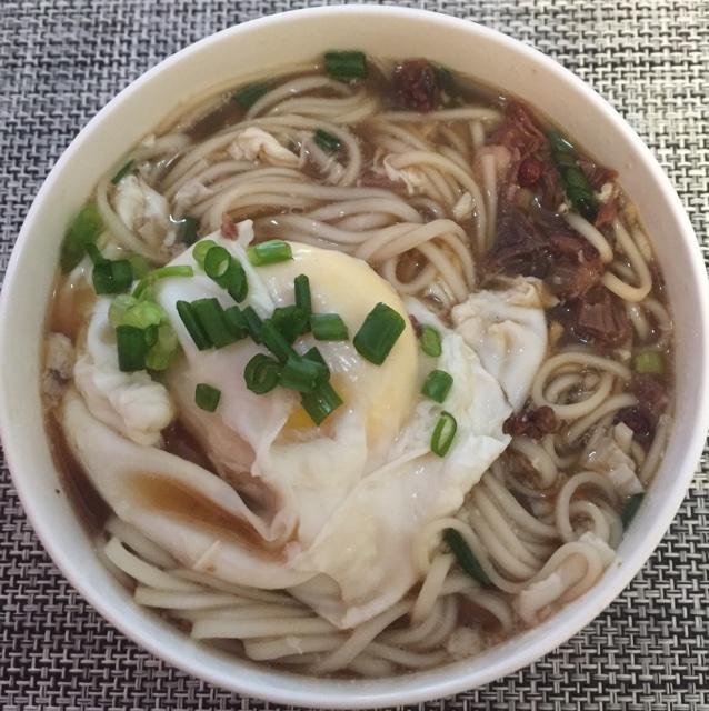 酸辣挂面