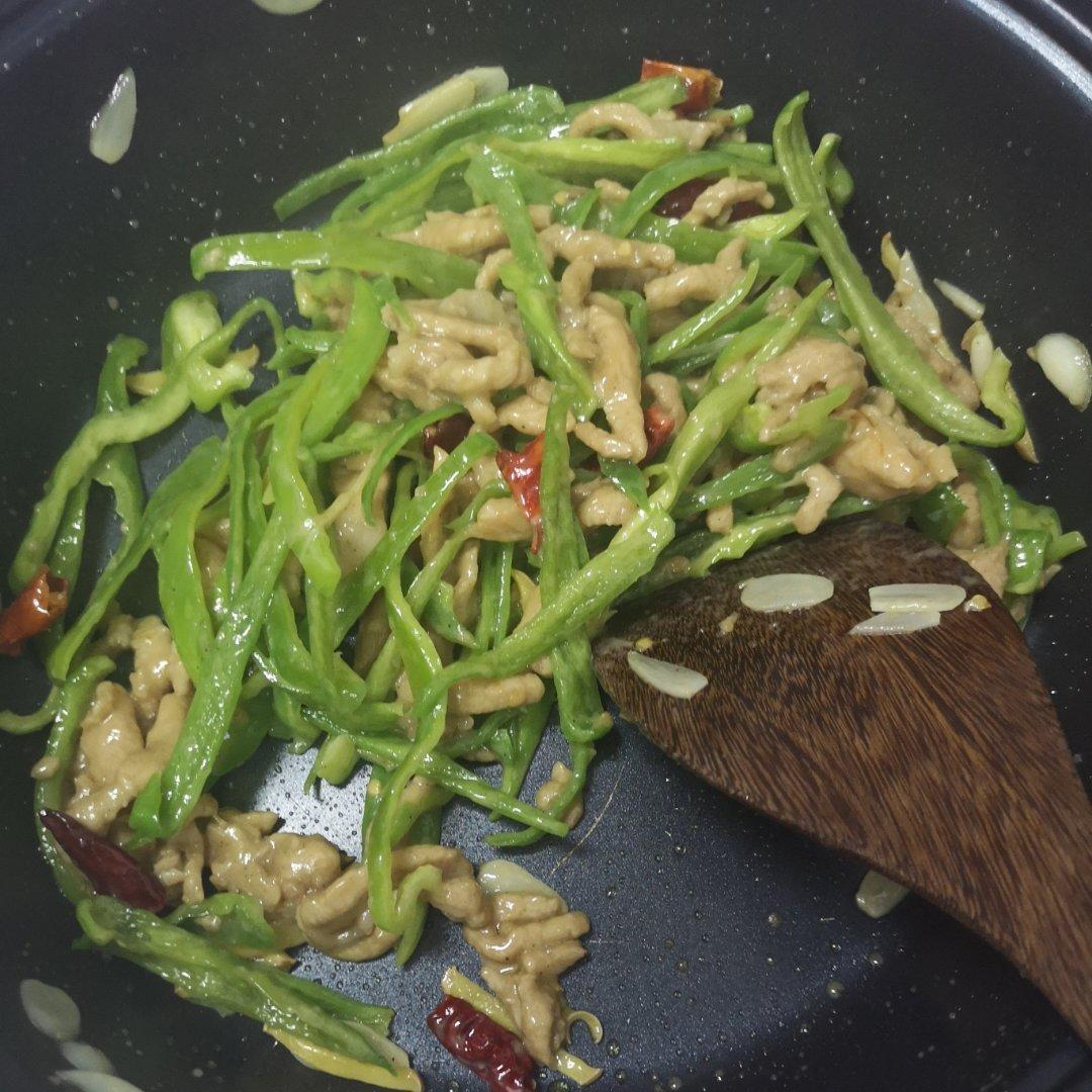 青椒炒肉丝