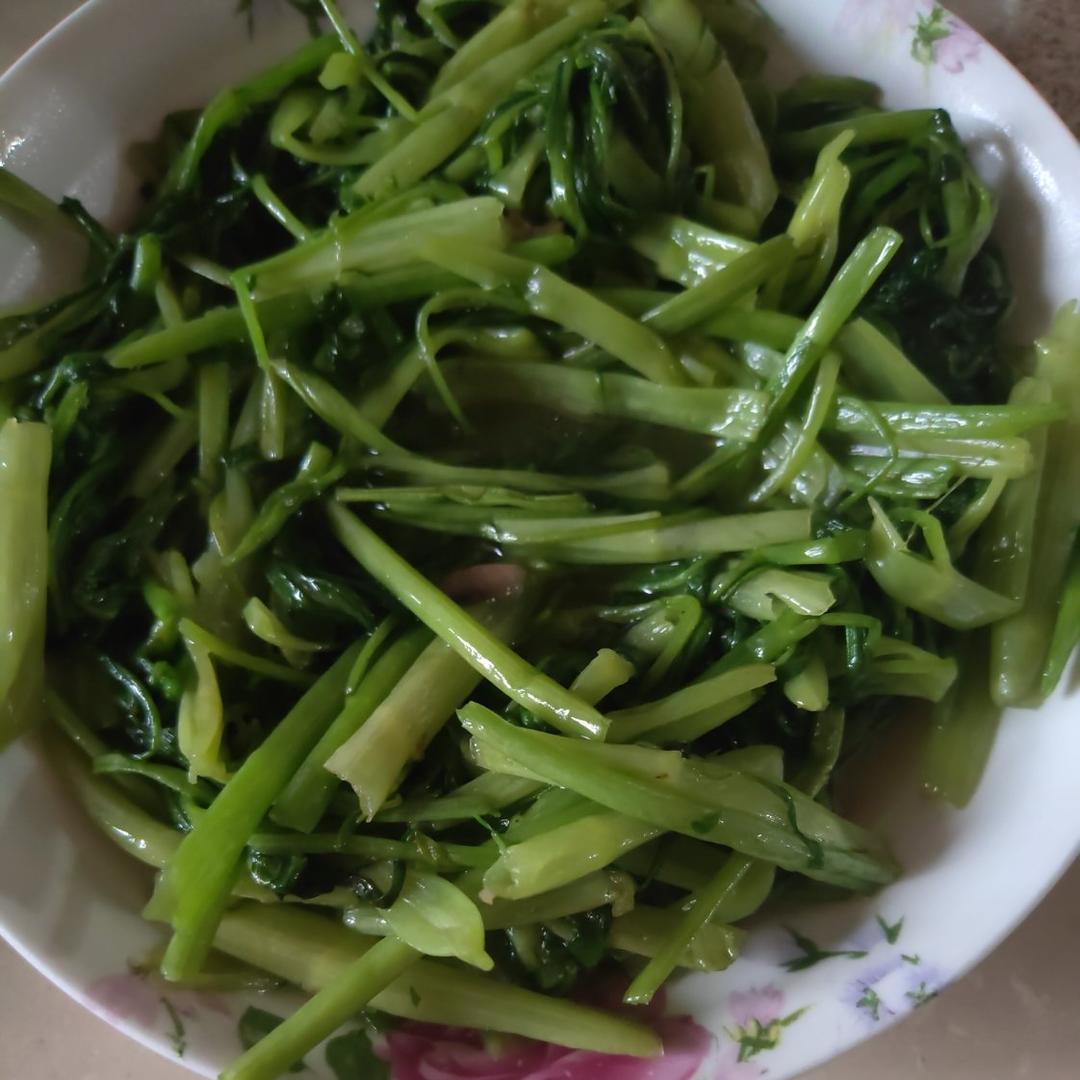 炝炒空心菜（不黑的秘密）