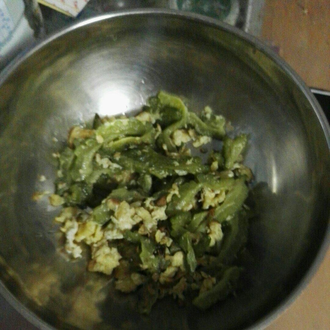 苦瓜炒鸡蛋