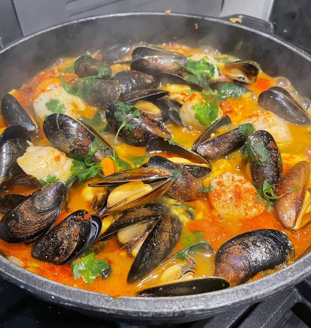 鲜美西班牙海鲜饭paella的做法