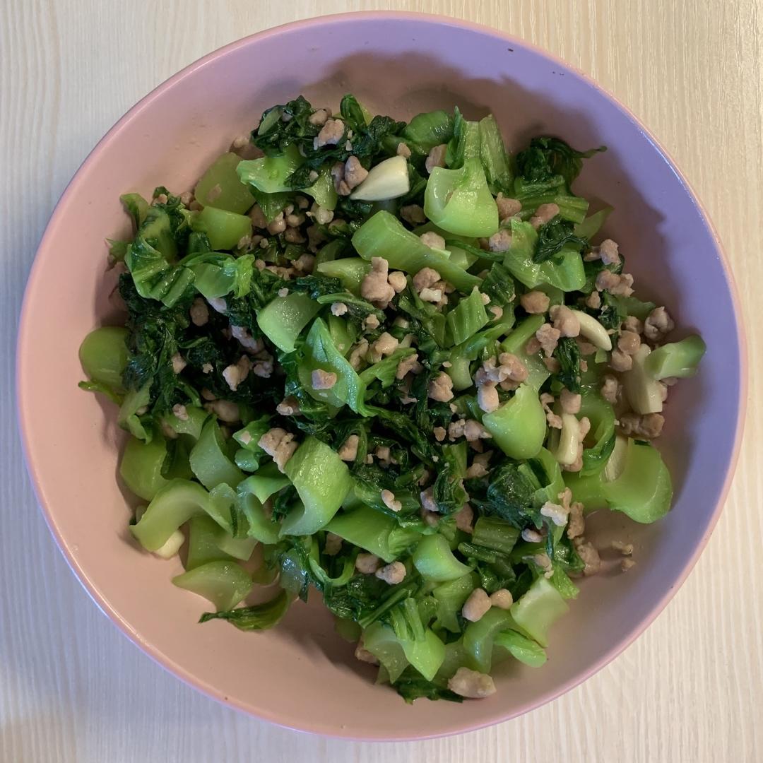芥菜这样炒~不但不苦不涩~而且非常鲜甜美味~连小孩都喜欢吃