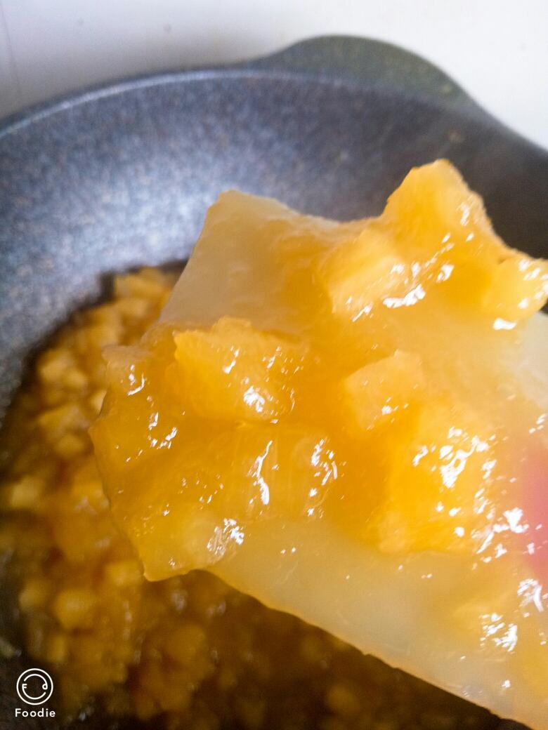 美味甜甜的菠萝果酱，果肉晶莹剔透