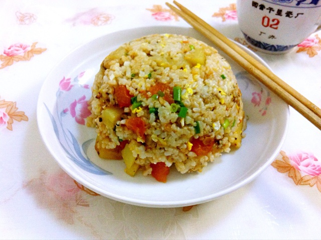 番茄鸡蛋炒饭