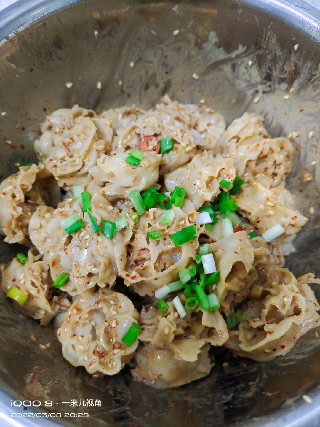 简单的网红吸汁面藕