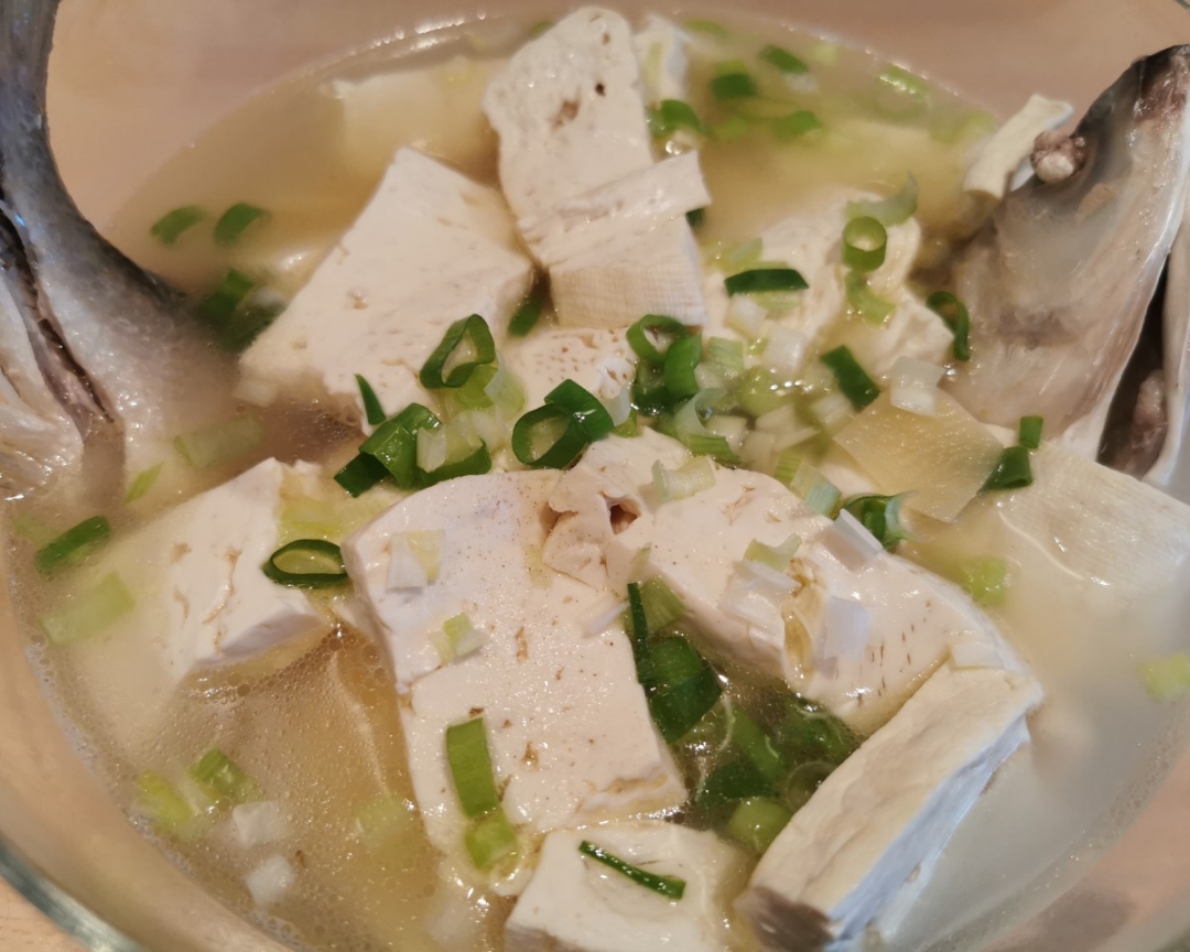 鲜香美味虱目鱼豆腐汤