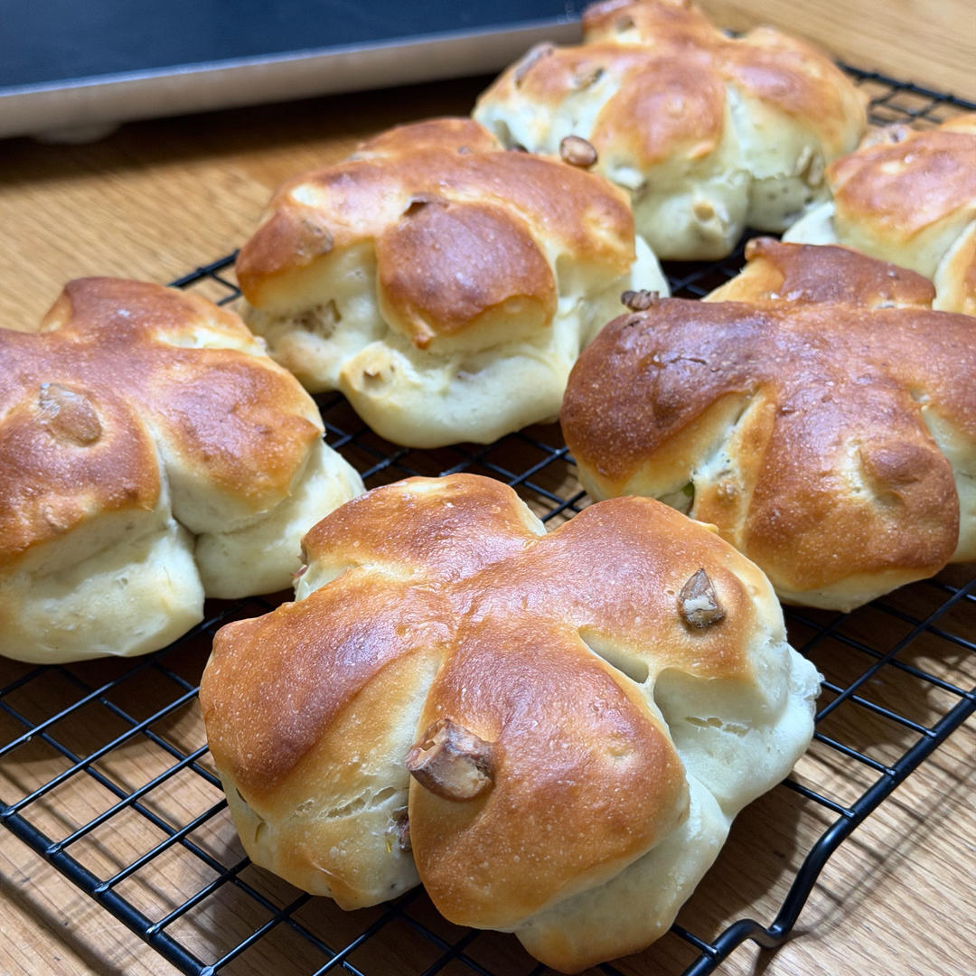 经典奶盐风味，鲜奶核桃盐面包