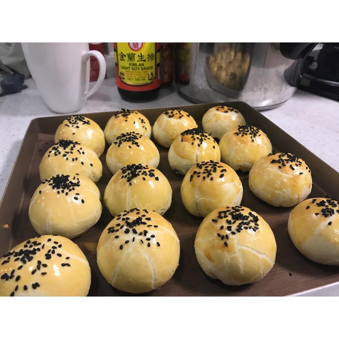 蛋黄酥