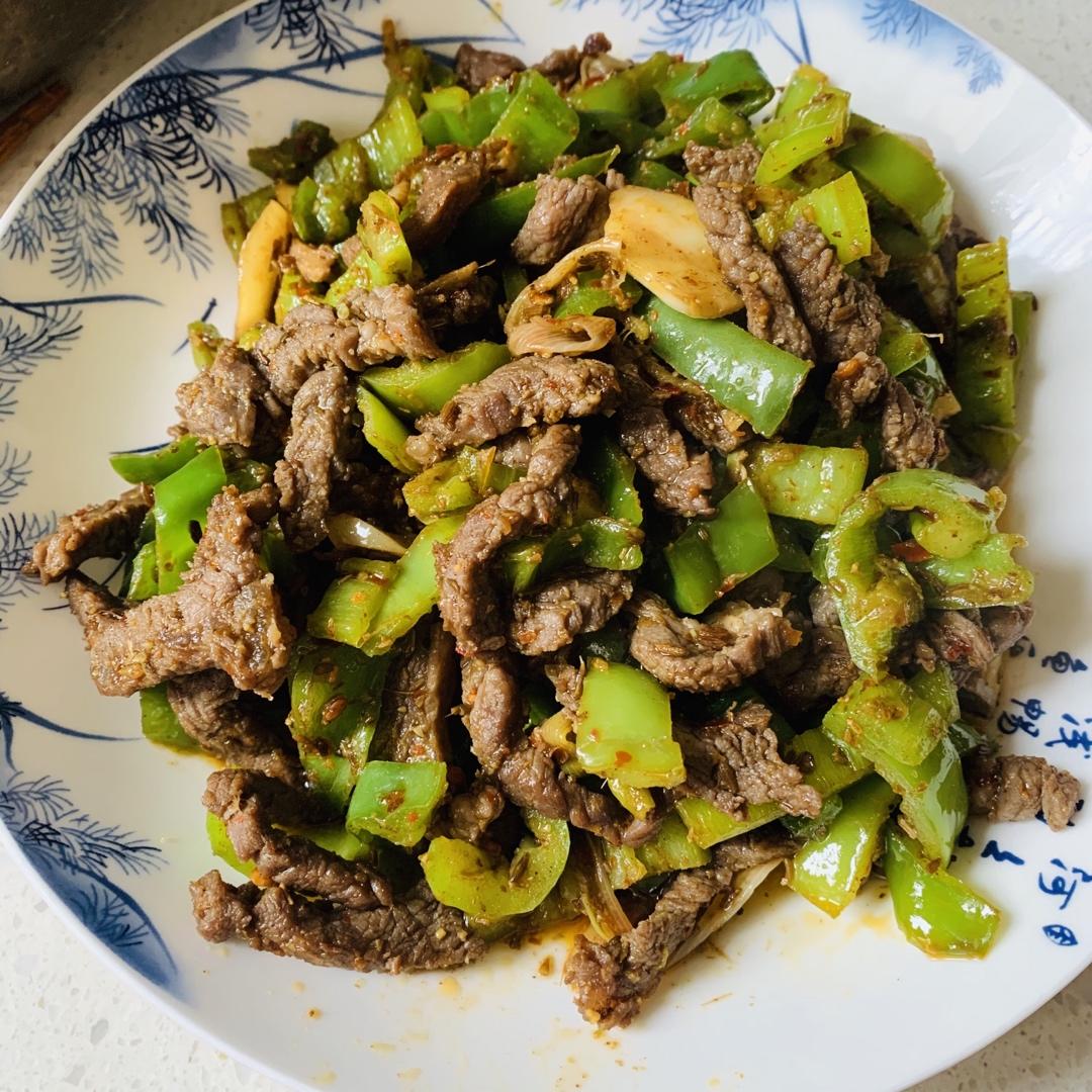 孜然青椒炒肉