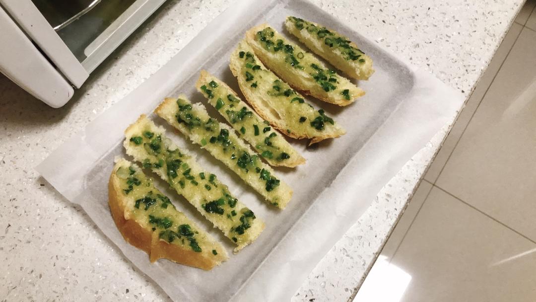香蒜面包条