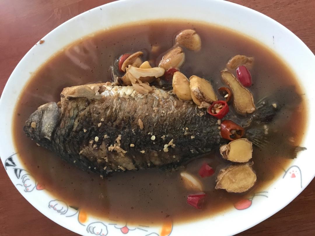 红烧鲫鱼