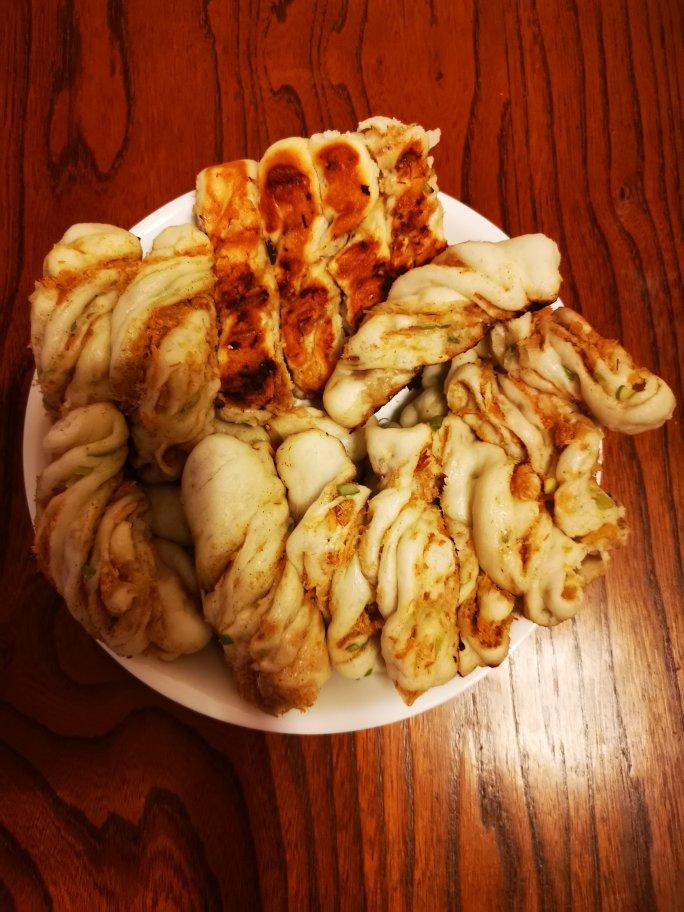 香葱肉松粘卷子