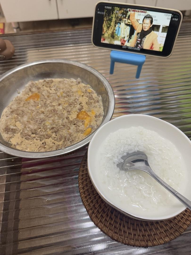 咸蛋蒸肉饼