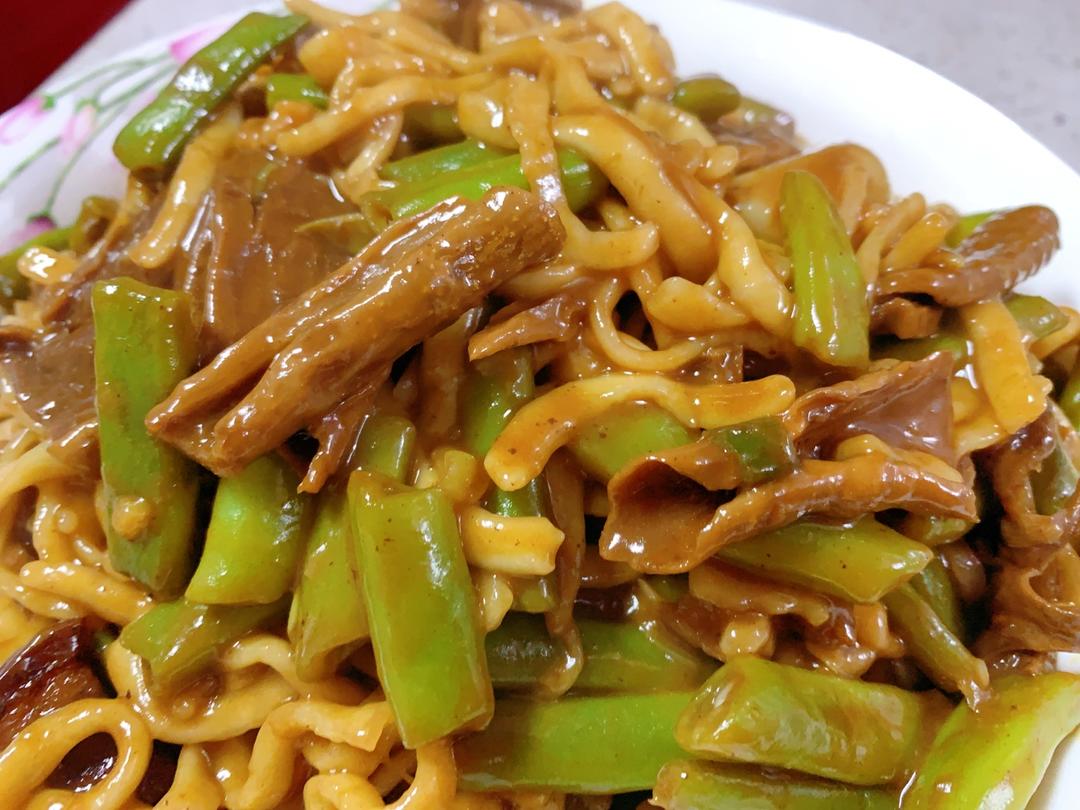 豆角焖个面