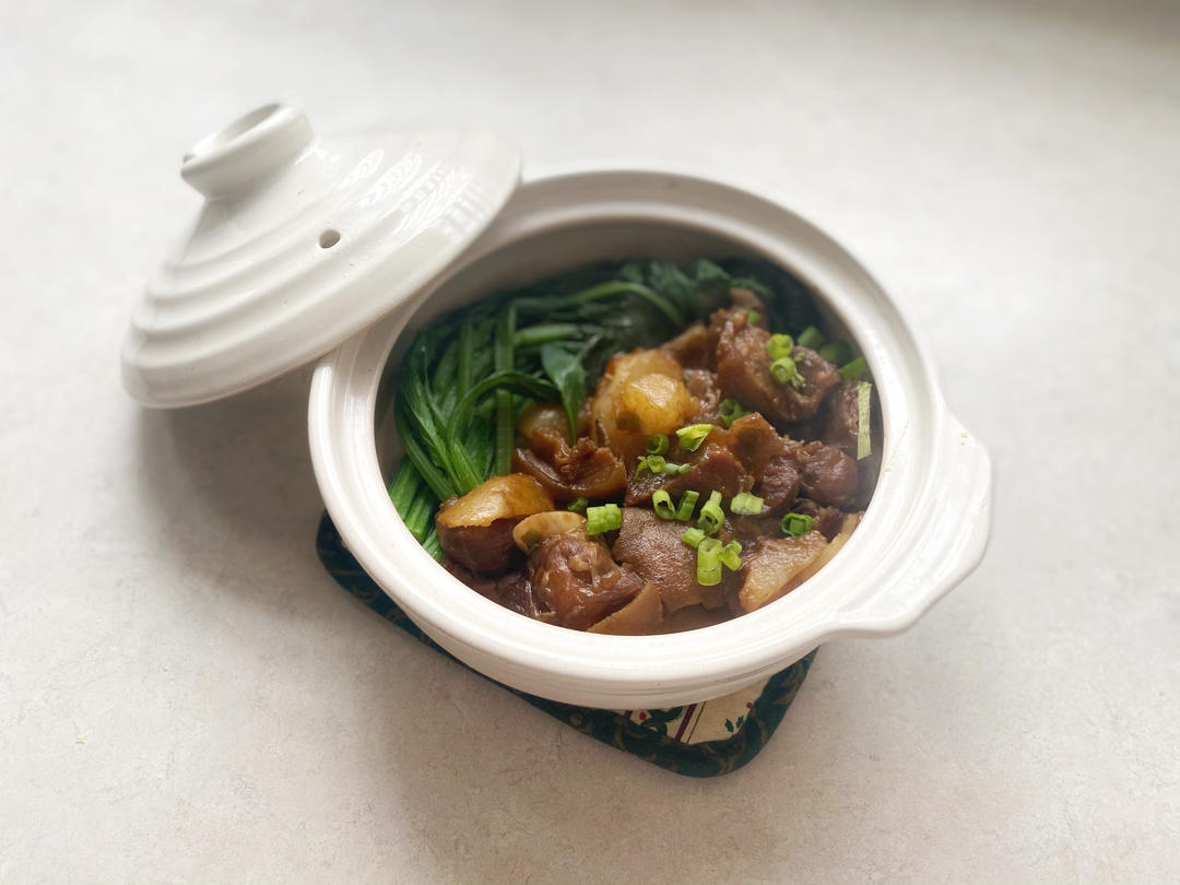 【红烧羊肉煲】