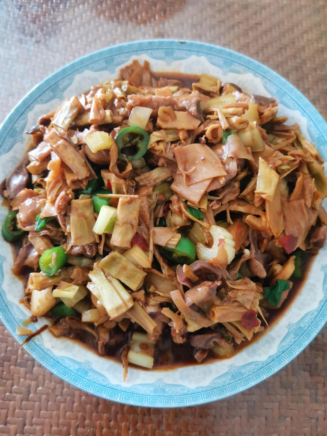 下饭菜-笋蘑炒鸡胗